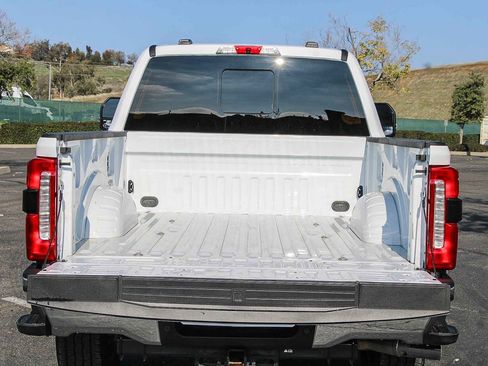 Used 2024 Ford F250 Lariat w/ Chrome Package image 24