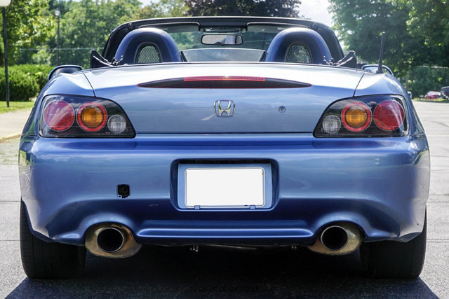 Used 2004 Honda S2000 image 7