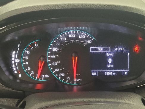 Used 2020 Chevrolet Trax LT w/ LT Convenience Package FWD image 23