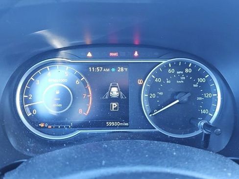 Used 2020 Nissan Kicks SR w/ SR Premium Package image 6