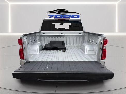 Used 2022 Chevrolet Silverado 1500 Custom w/ LPO, Dark Essentials Package AWD/4WD image 30