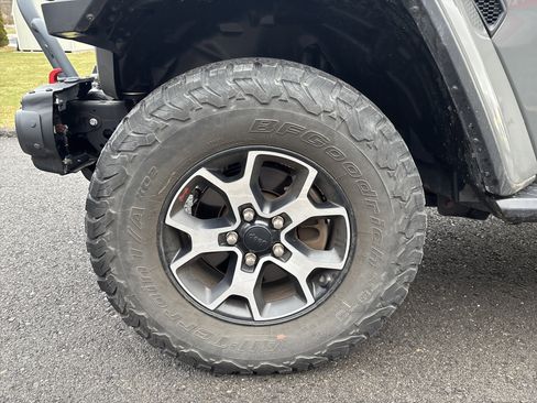 Used 2019 Jeep Wrangler Unlimited Rubicon image 10