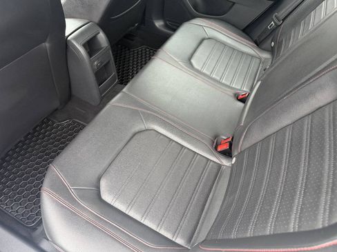 Used 2017 Volkswagen Jetta GLI FWD image 21