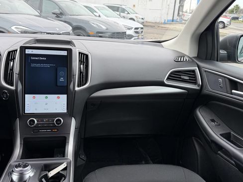 Used 2021 Ford Edge SE AWD/4WD image 15