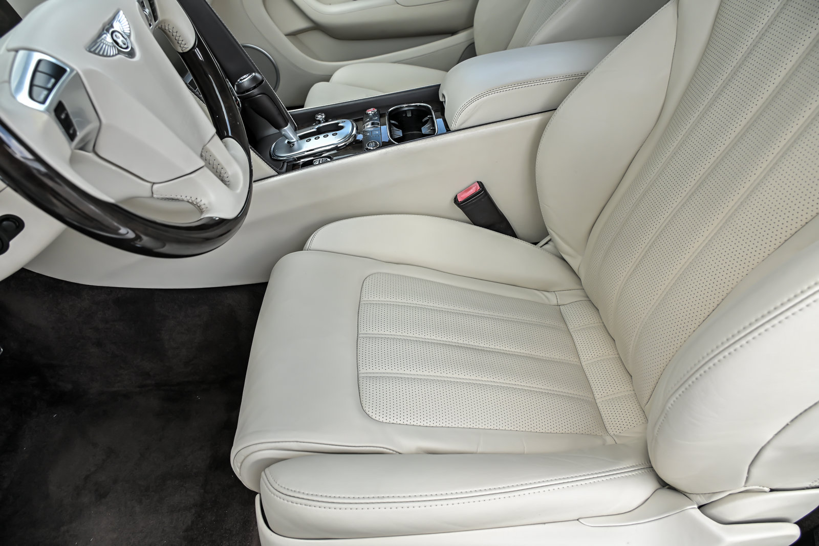 Used 2014 Bentley Continental GT AWD/4WD image 25
