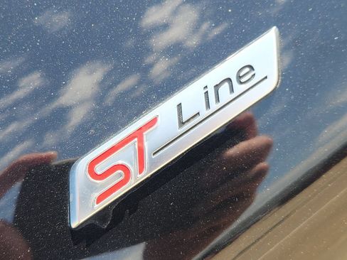 Used 2022 Ford Explorer ST-Line w/ Class IV Trailer Tow Package RWD image 11