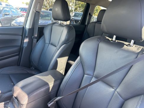 Used 2024 Subaru Ascent Limited w/ Technology Package image 11
