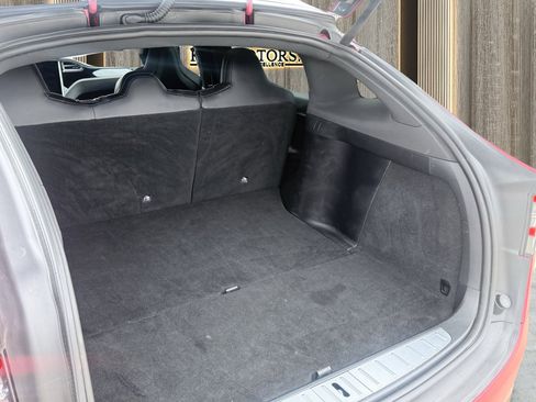 Used 2017 Tesla Model X 75D image 15