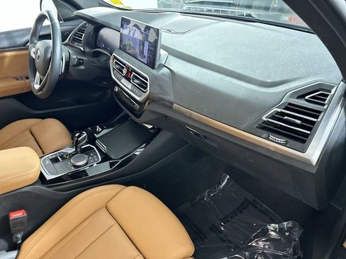 Used 2024 BMW X3 xDrive30i w/ Premium Package image 27
