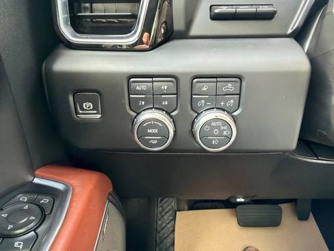 Certified 2024 GMC Sierra 1500 Denali Ultimate AWD/4WD image 26