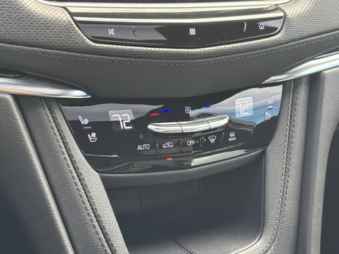 Used 2021 Cadillac XT5 Premium Luxury image 29