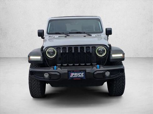 Used 2023 Jeep Wrangler Unlimited w/ Sun & Screen Package image 2