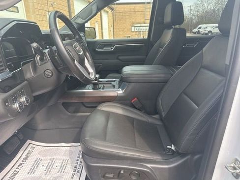 Used 2023 GMC Sierra 1500 SLT AWD/4WD image 9