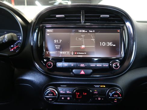 Used 2020 Kia Soul EX FWD image 15