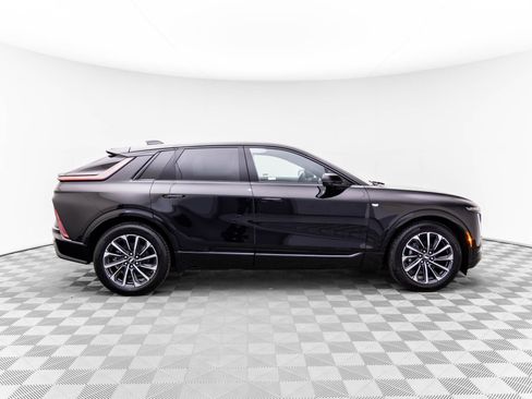 New 2026 Cadillac Lyriq Sport image 7