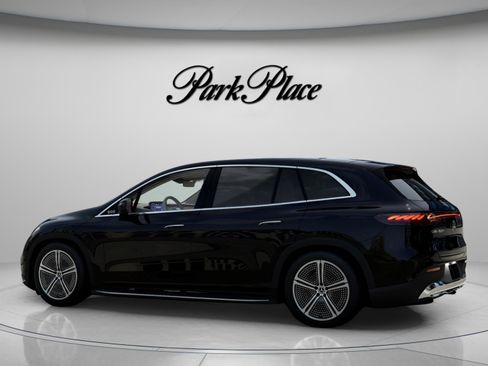 Used 2023 Mercedes-Benz EQS 450+ SUV image 11