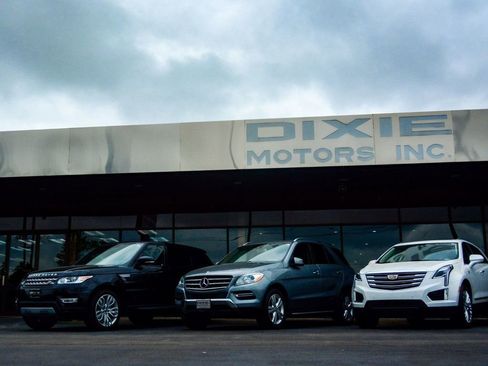 Used 2022 Volvo XC60 B5 Momentum w/ Protection Package Premier image 80