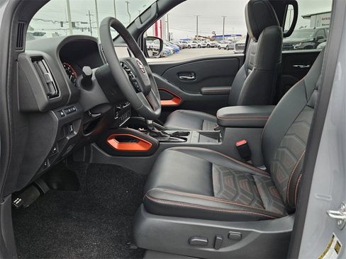 New 2025 Nissan Frontier PRO-4X w/ Pro Premium Package image 3