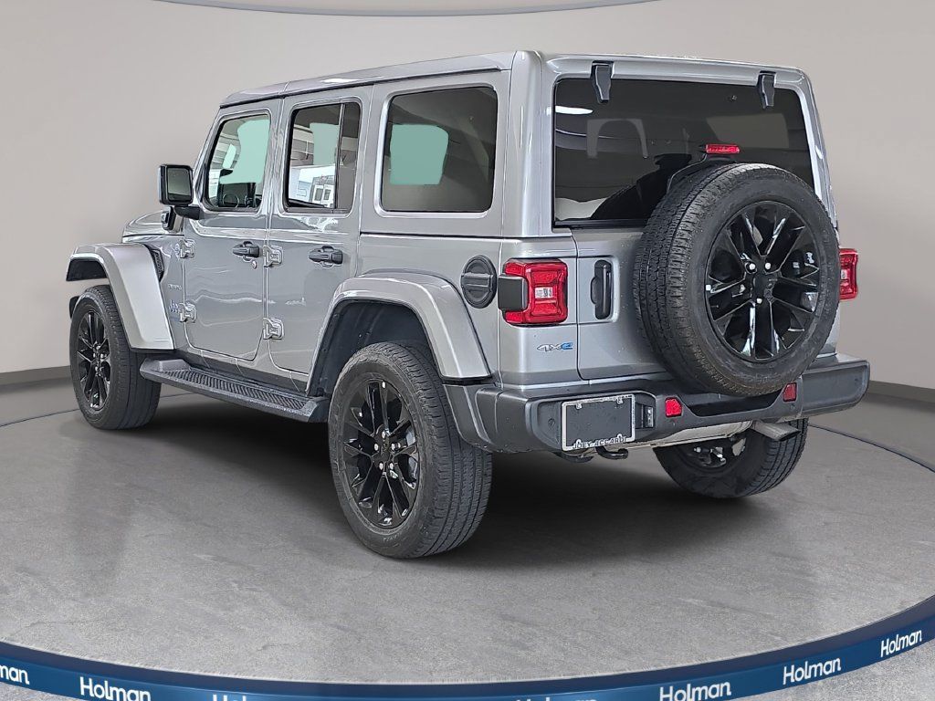Used 2021 Jeep Wrangler Unlimited Sahara w/ Safety Group AWD/4WD image 9