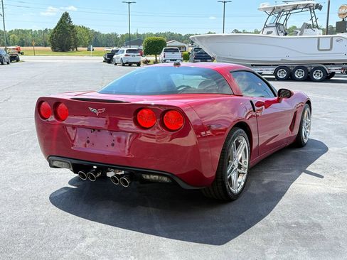 Used 2005 Chevrolet Corvette Coupe w/ Preferred Equipment Group image 5