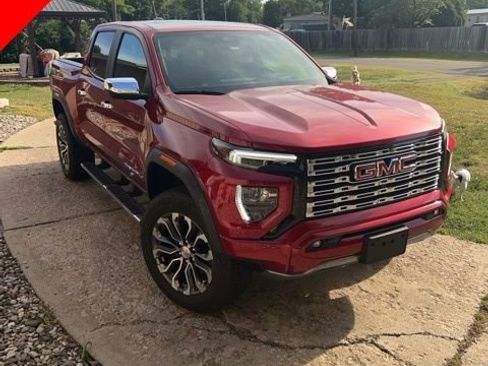 Used 2024 GMC Canyon Denali AWD/4WD image 1