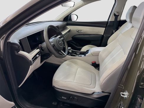 Used 2025 Hyundai Tucson SEL AWD/4WD image 13