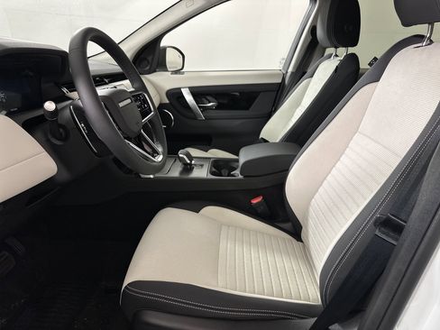 Used 2025 Land Rover Discovery Sport S AWD/4WD image 4