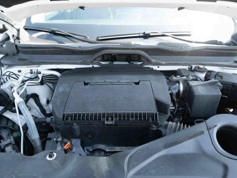 Used 2025 Honda Pilot Elite image 32