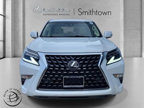 Used 2021 Lexus GX 460 Premium w/ Premium Package image 2