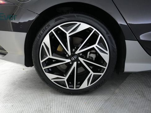 Used 2023 Hyundai Ioniq 6 Limited RWD image 22