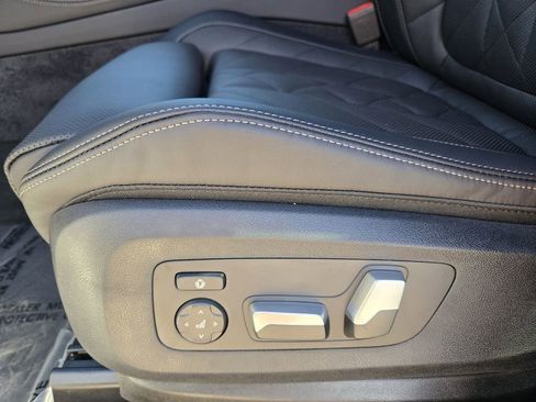 New 2026 BMW X5 xDrive50e w/ M Sport Package image 25