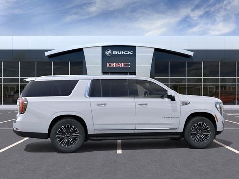 New 2026 GMC Yukon XL Elevation RWD image 5