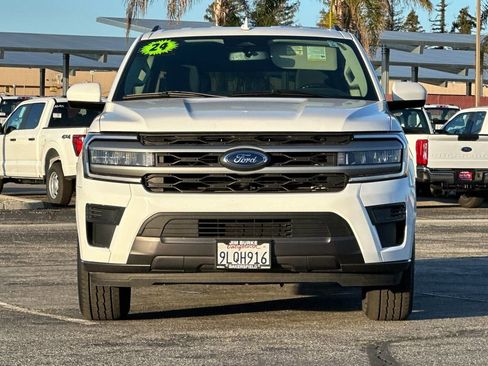 Certified 2024 Ford Expedition Max XLT image 8