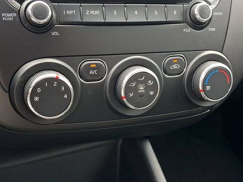 Used 2017 Kia Forte LX FWD image 20