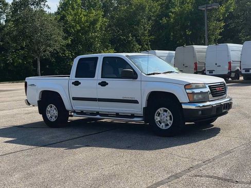 Used 2005 GMC Canyon SLE RWD image 2