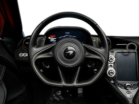 Used 2022 McLaren 720S Spider RWD image 40