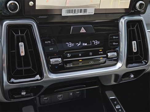 Certified 2023 Kia Sorento SX Prestige image 25