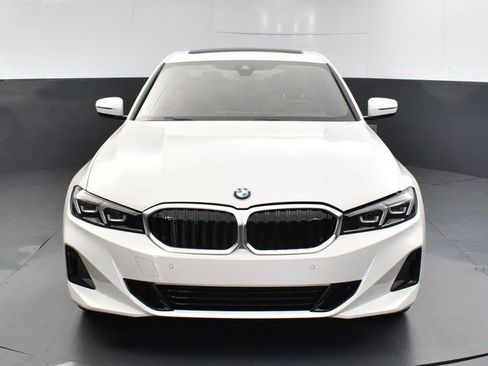 New 2024 BMW 330i Sedan w/ Convenience Package image 30