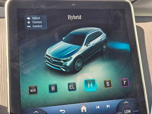 New 2026 Mercedes-Benz GLC 350e 4MATIC image 33