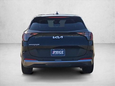 Used 2026 Kia Sportage LX FWD image 7