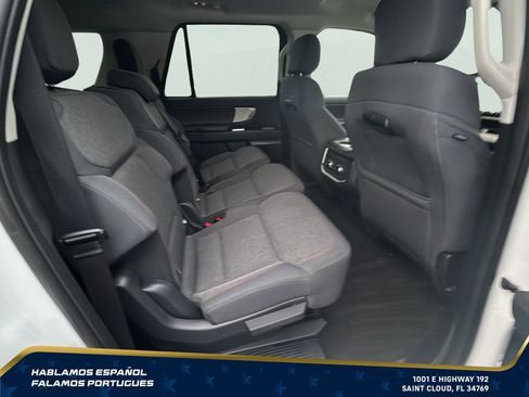 Used 2025 Ford Expedition Max Active AWD/4WD image 35
