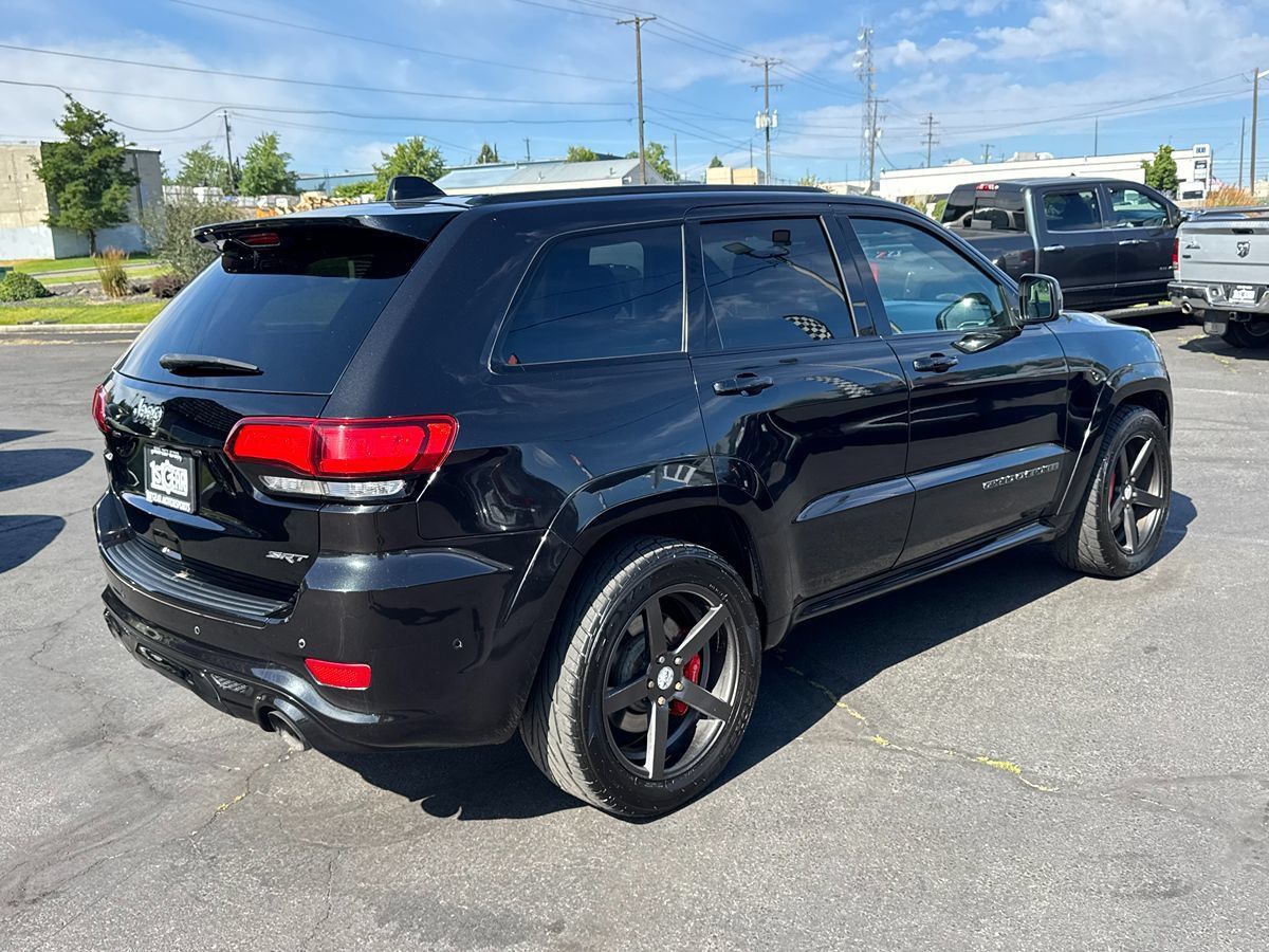 Used 2017 Jeep Grand Cherokee SRT AWD/4WD image 11