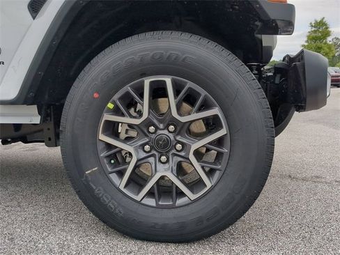 New 2024 Jeep Wrangler Sahara w/ Technology Group image 10