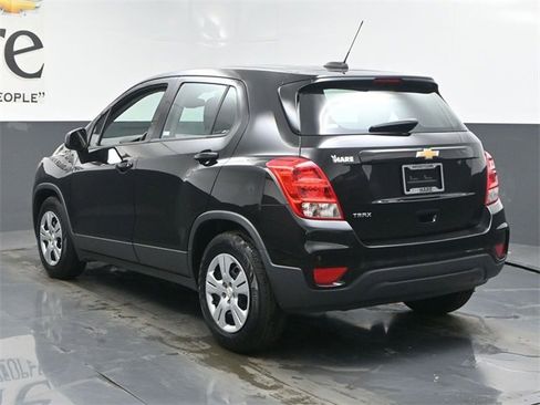 Used 2019 Chevrolet Trax LS image 35