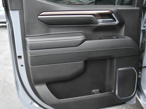 Used 2024 Chevrolet Silverado 1500 LT image 33