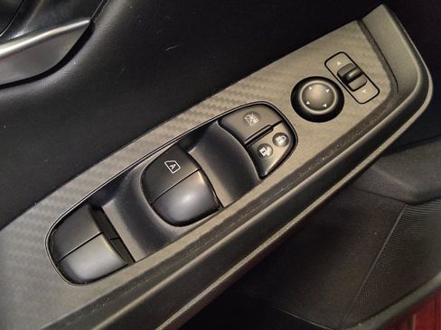 Used 2023 Nissan Sentra SV FWD image 32