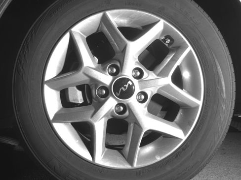 Used 2025 Kia Soul LX w/ LX Technology Package image 12