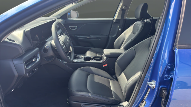 New 2026 Kia K4 EX FWD image 9