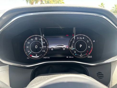 Used 2021 Jaguar XF R-Dynamic SE AWD/4WD image 11