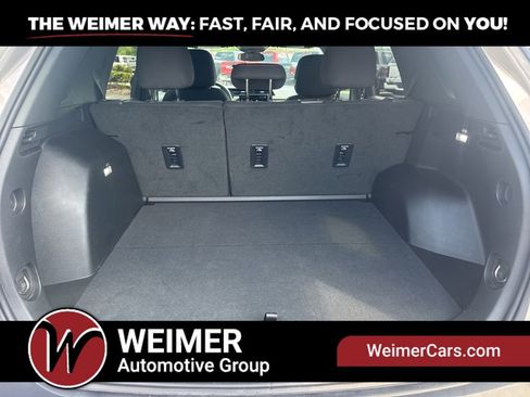 Used 2026 GMC Terrain Elevation w/ Black Edition AWD/4WD image 8